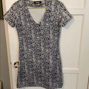 Snakeprint dress